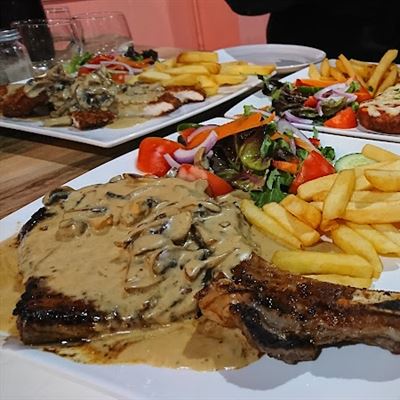 Sforno Pizzeria Restaurant