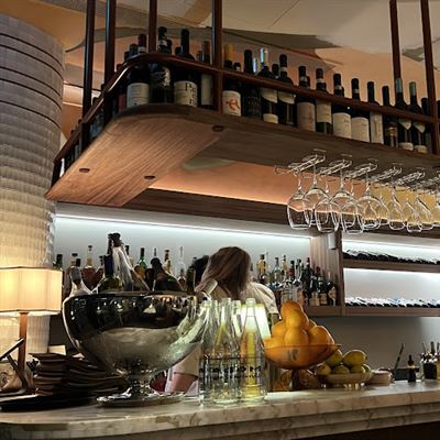 Rovollo Restaurant and Wine Room