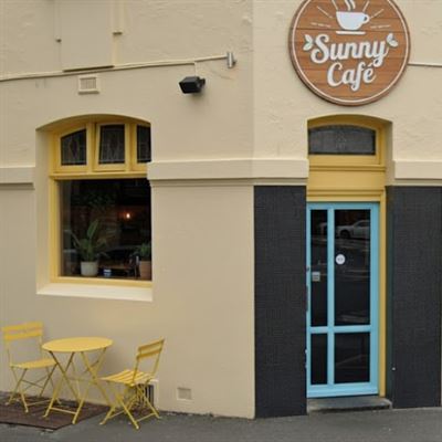 Sunny Corner Café