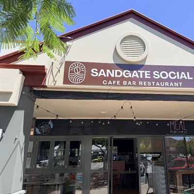 Sandgate Social cafe bar & restaurant