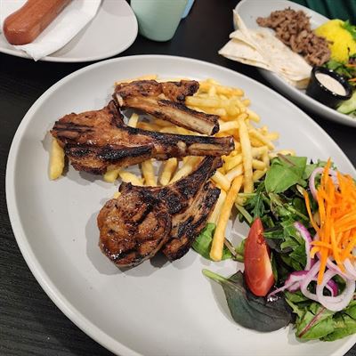 Papaccino Cafe - Restaurant