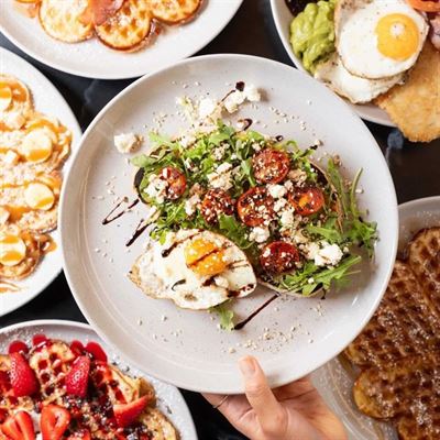Fort Largs Eatery & Markets