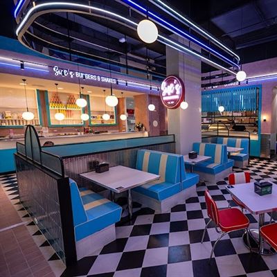 Sue's Burgers and Shakes