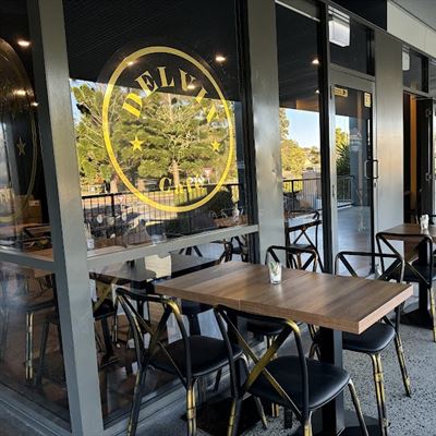 Delvin Café