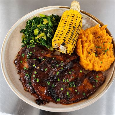 BB's Soul Kitchen