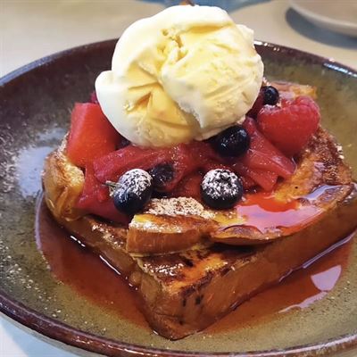 Pomegranate Cafe & Eatery