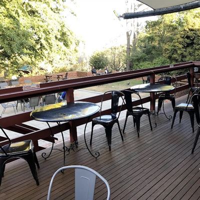 Mount Macedon Hotel
