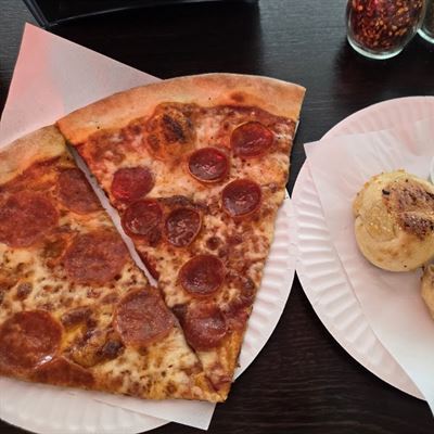 Sal’s Authentic New York Pizza - Fortitude Valley
