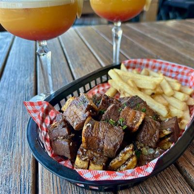 Pantano's Bar and Grill
