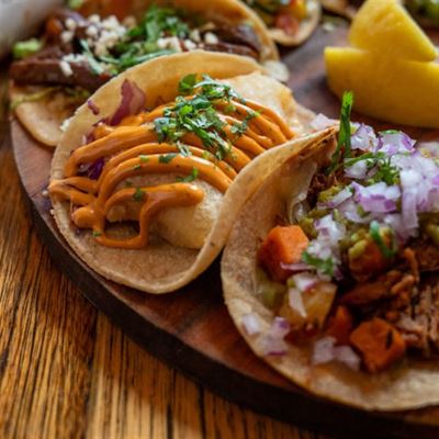 Los Hermanos Mexican Taqueria