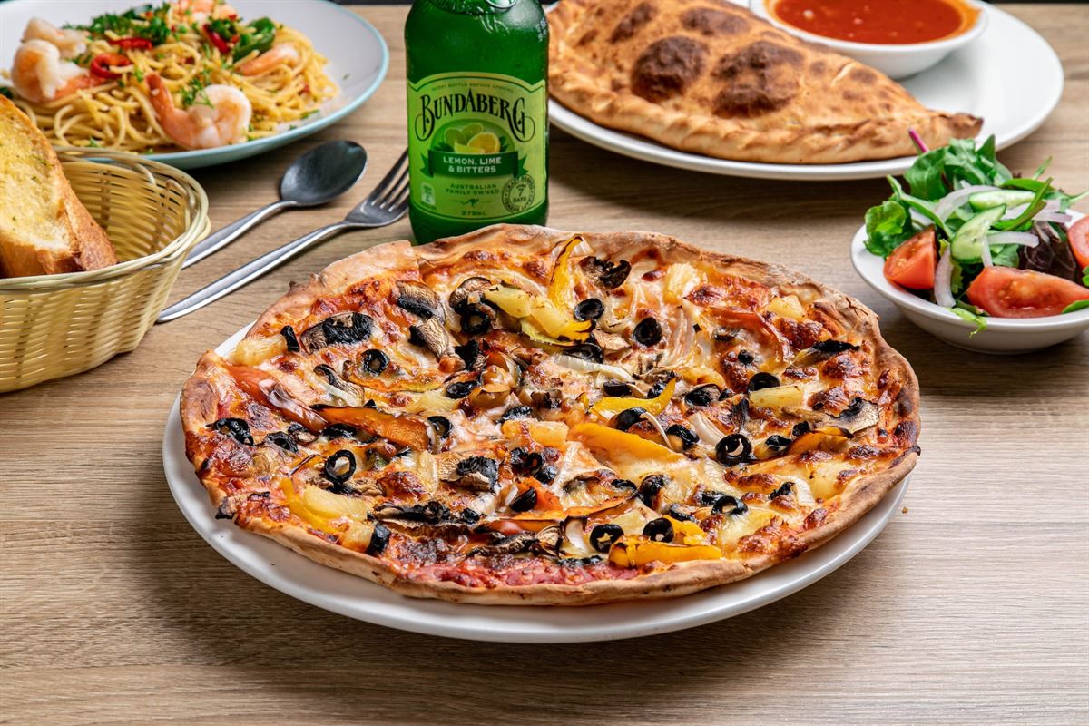 Gino's Restaurant, Hamilton Italian Restaurant Menu, Phone, Reviews AGFG