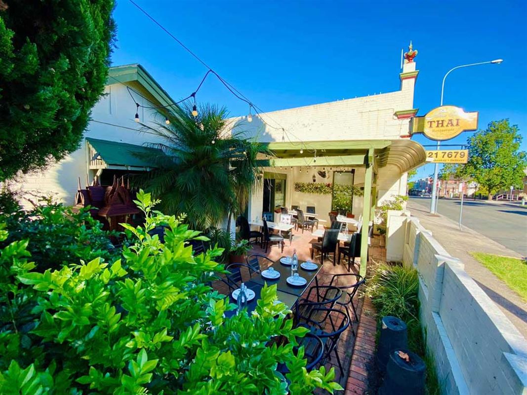 Silver Spoon Thai Restaurant, Nowra Thai Restaurant Menu, Phone