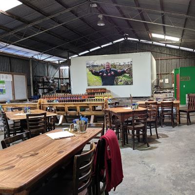 Sutton's Juice Factory, Cidery & Shed Cafe