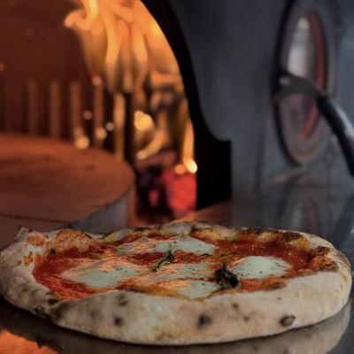 Amore Mio Pizzeria & Restaurant