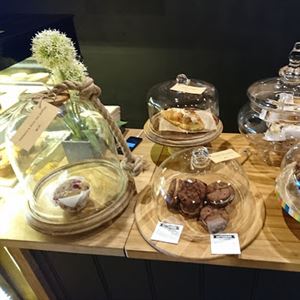 M&B Bar