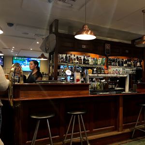 Finnian's Irish Tavern