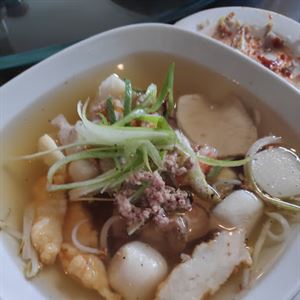 Phi Yen Vietnamese Cafe Restaurant