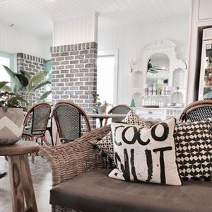 67809/hero-300.jpg Coconut Coffee House Terranora