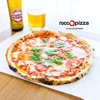 RoccoPizza no ham and pineapple