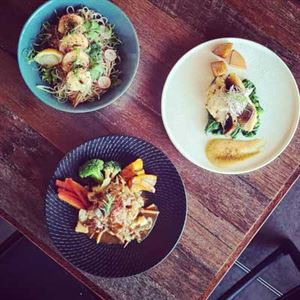 71417/hero-300.jpg Mad Asian Kitchen & Bar