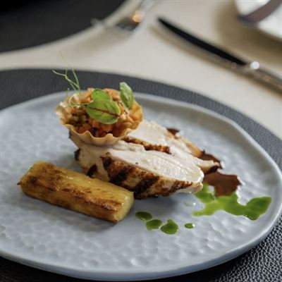 The Legends Restaurant & Bar