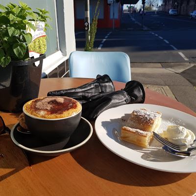 The Flying Sparrow Cafe