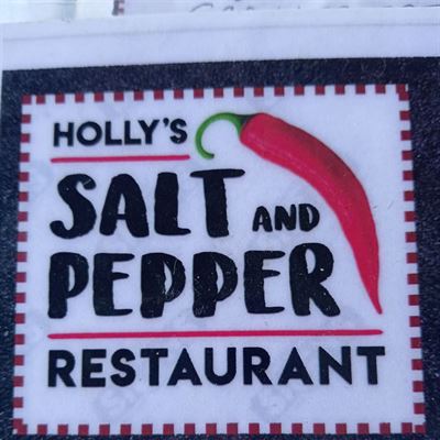 Wingham Bowling Club Hollys Salt and Pepper Restaurant