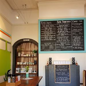 Kombi Cafe & Smoothie Bar