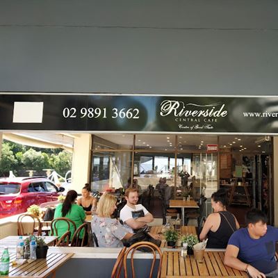 Riverside Deli Bar Cafe