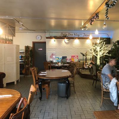 May Story Cafe