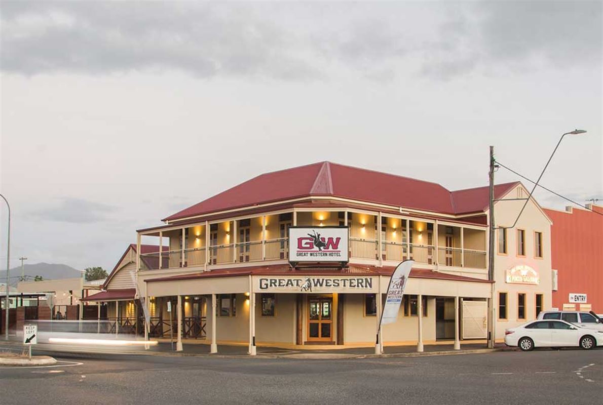 Great Western Hotel, Rockhampton Pub Food Restaurant Menu, Phone