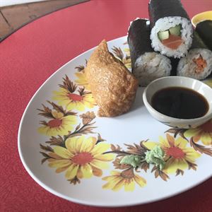 Shiraya Sushi & Deli