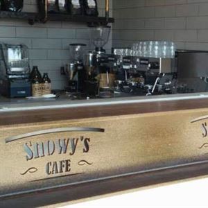 Snowy's Cafe