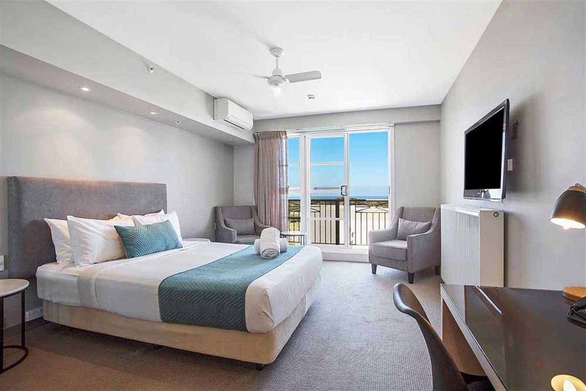 Deep Blue Hotel & Hot Springs, Warrnambool Accommodation - Reviews ...