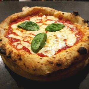 Margherita Pizza - Chef Recipe by Fabio Stefanelli