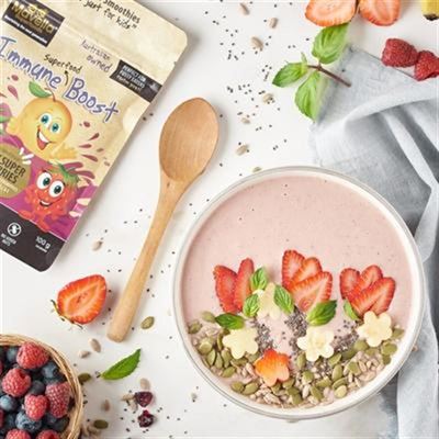 Banana and Berry Smoothie Bowl - Recipe by Mavella Superfoods