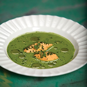 Gazpacho Verde Picante (Spicy Green Capsicum Soup with Piquillo Mousse)