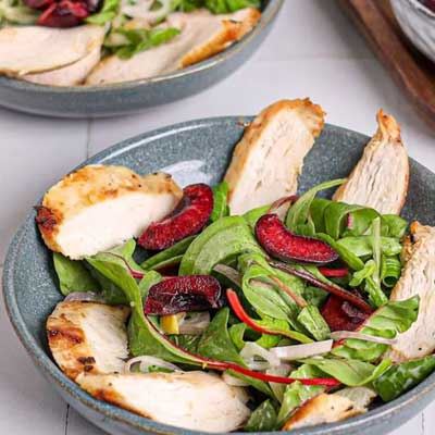 Cherry and Grilled Chicken Salad