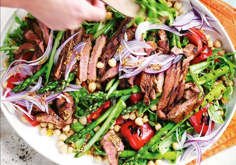 BBQ Steak, Asparagus, Capsicum and Rocket