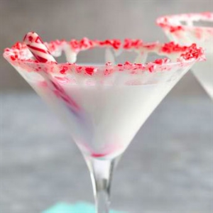 White Chocolate Peppermint Marshmallow Martini 