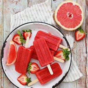 Grapefruit and Strawberry Cocktail Popsicle