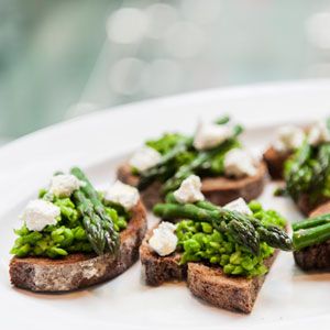 Asparagus and Crushed Peas on Toast