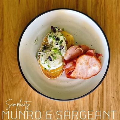 Munro & Sargeant Cafe