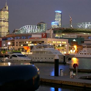 Docklands' Waterfront at Renzo's Bar!