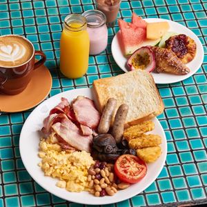 Buffet Breakfast with bottomless Sparkling