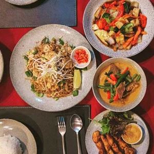 CRAVING FOR THAI FOOD?