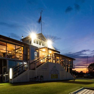 Noosa Yacht & Rowing Club