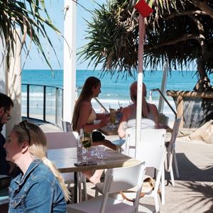  Kings Beach Bar 