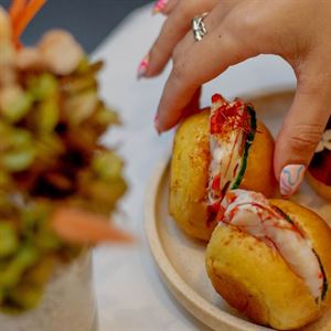 Mother's Day Afternoon Tea at Executive Club Lounge 32 