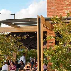 Live Music Every Sunday